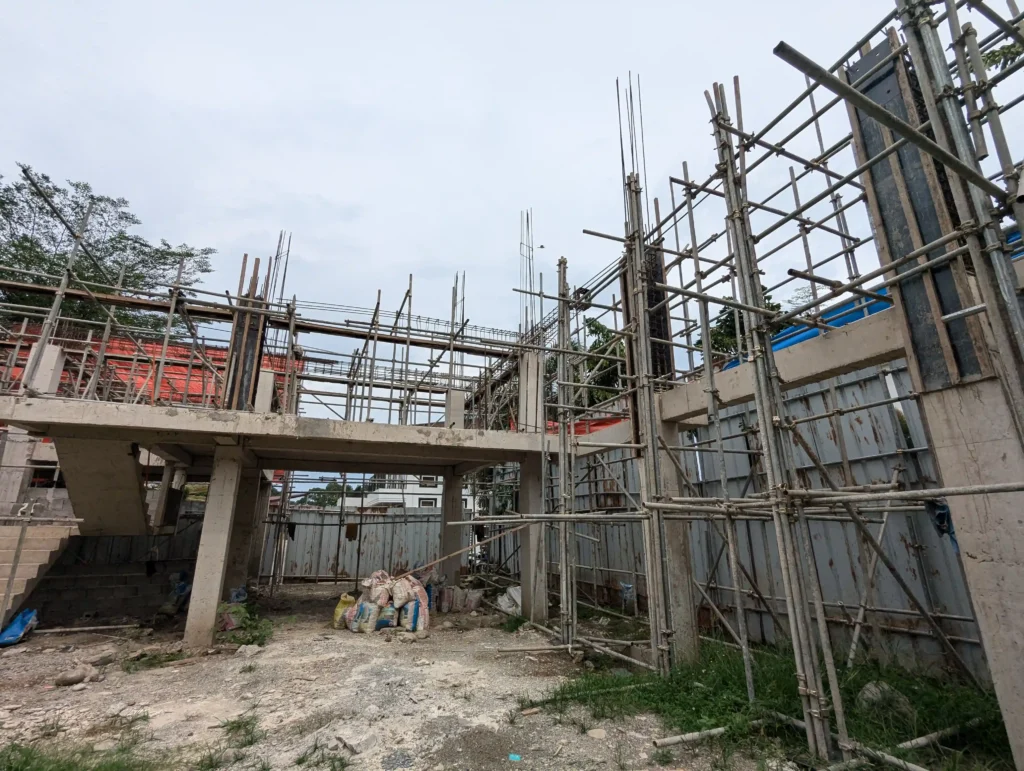 Proposed structural design and analysis with scaffolding and columns and beams